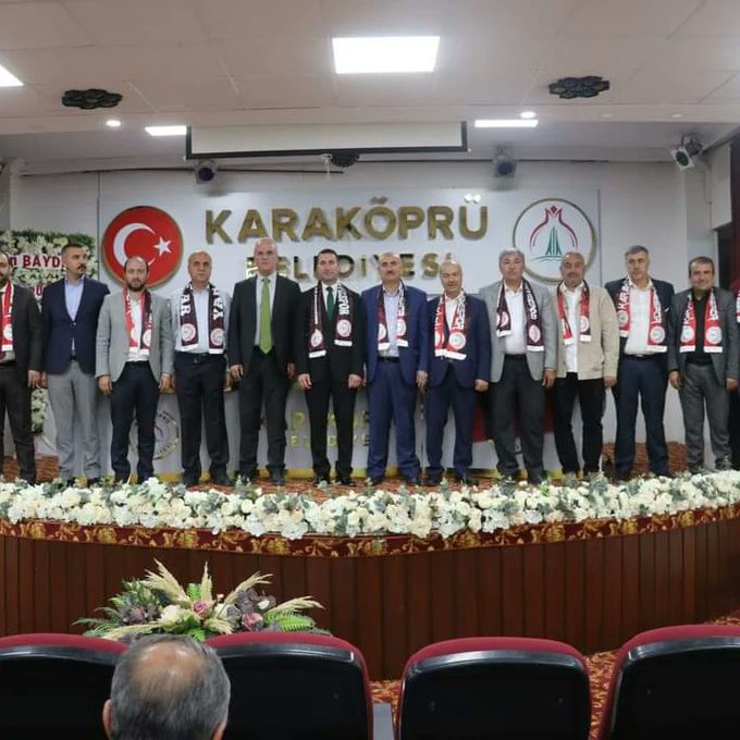 Karaköprü Belediyespor Başkanı Mustafa Aslan güven tazeledi