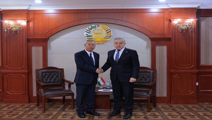 Meeting of the Minister with the Ambassador of China